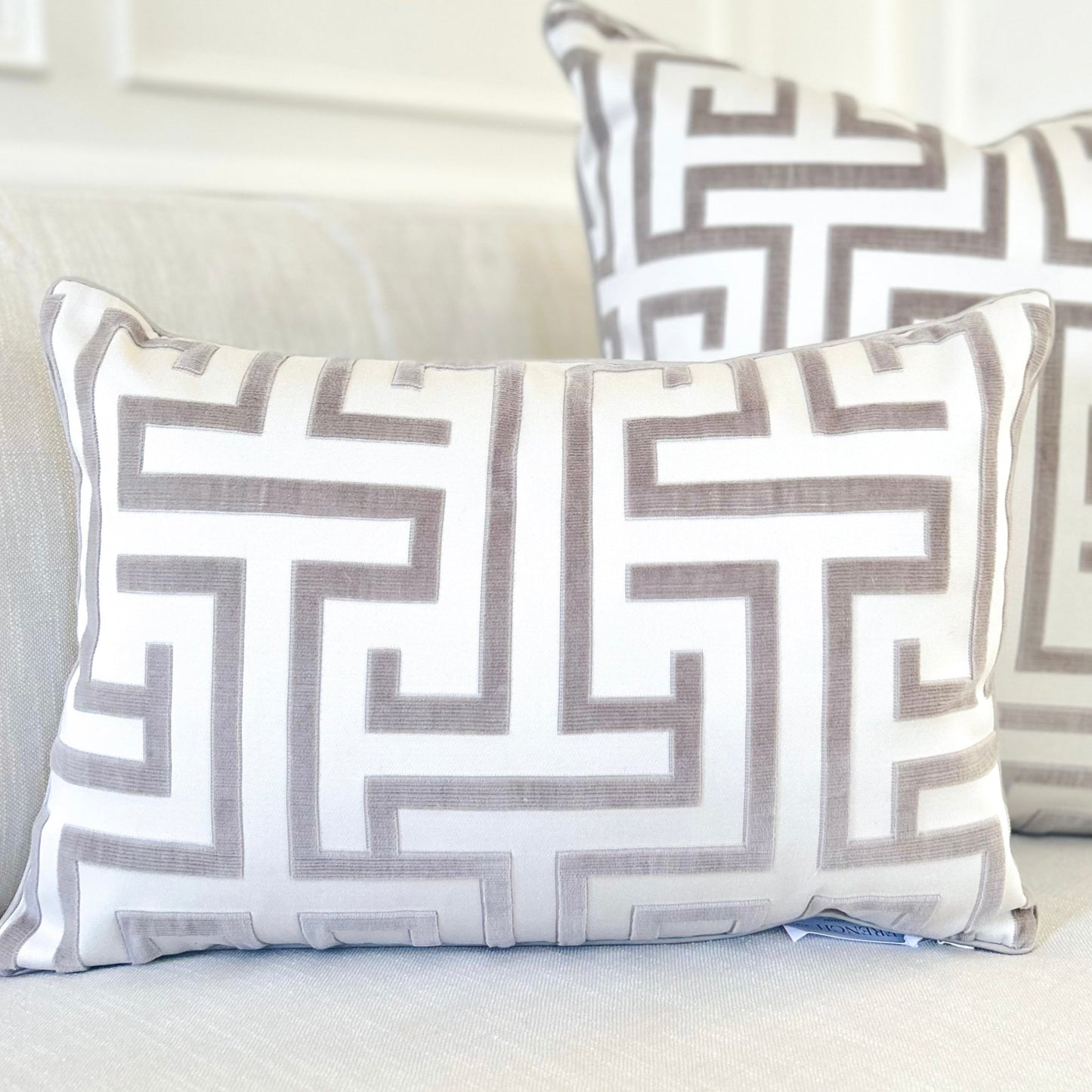 Greek Key Lumbar (grey)