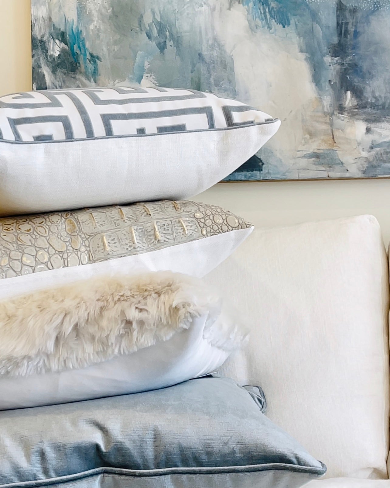 PILLOWS