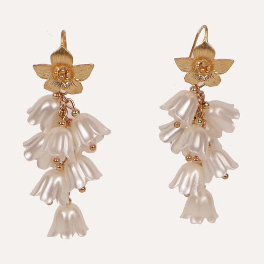 Drop Fan Floral with Pearl Earrings